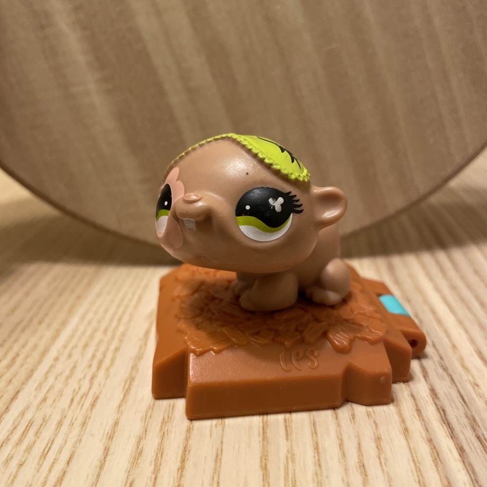 Littlest Pet Shop hamster Keychain from the‎ 2008 McDonald's Happy Meal Toy